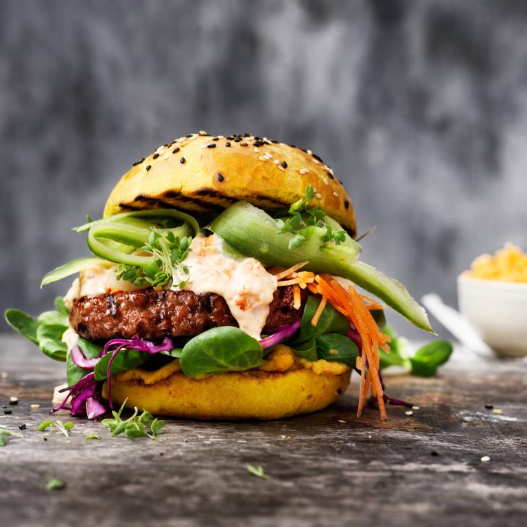 Veggie burger, wraps and juices at Veggie Spinner – Healthy Hong
